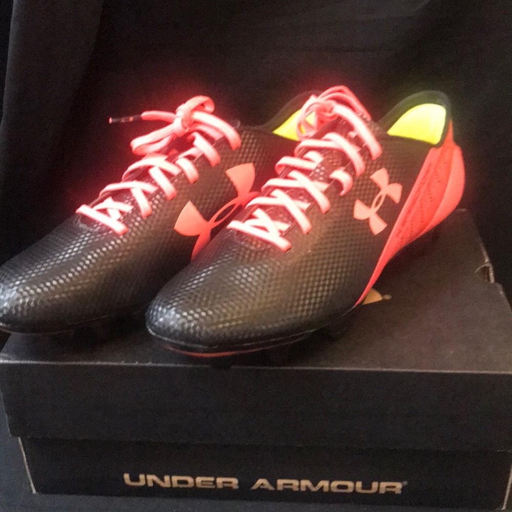 Under Armour Women’s UA Speedform FG - Picture 2 of 7